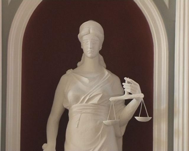 Тимошенко просит суд заочно закрыть ее дело по ЕЭСУ Тимошенко просит суд заочно закрыть ее дело по ЕЭСУ