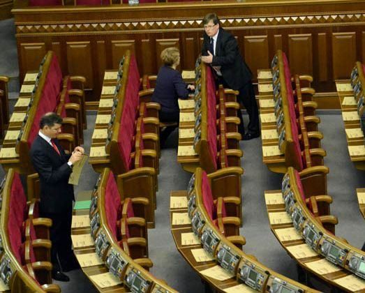 Рыбак закрыл пленарное заседание: нардепы начнут работать через неделю Рыбак закрыл пленарное заседание: нардепы начнут работать через неделю