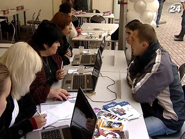 Более 20 тысяч киевлян имеют статус безработного Более 20 тысяч киевлян имеют статус безработного