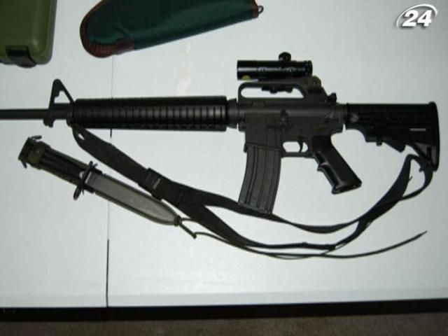 Американцы после стрельбы в Коннектикуте скупают оружие Американцы после стрельбы в Коннектикуте скупают оружие