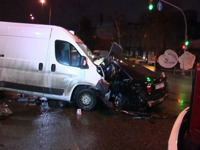 Через ожеледицю в Україні з'явився новий вид ДТП Через ожеледицю в Україні з'явився новий вид ДТП