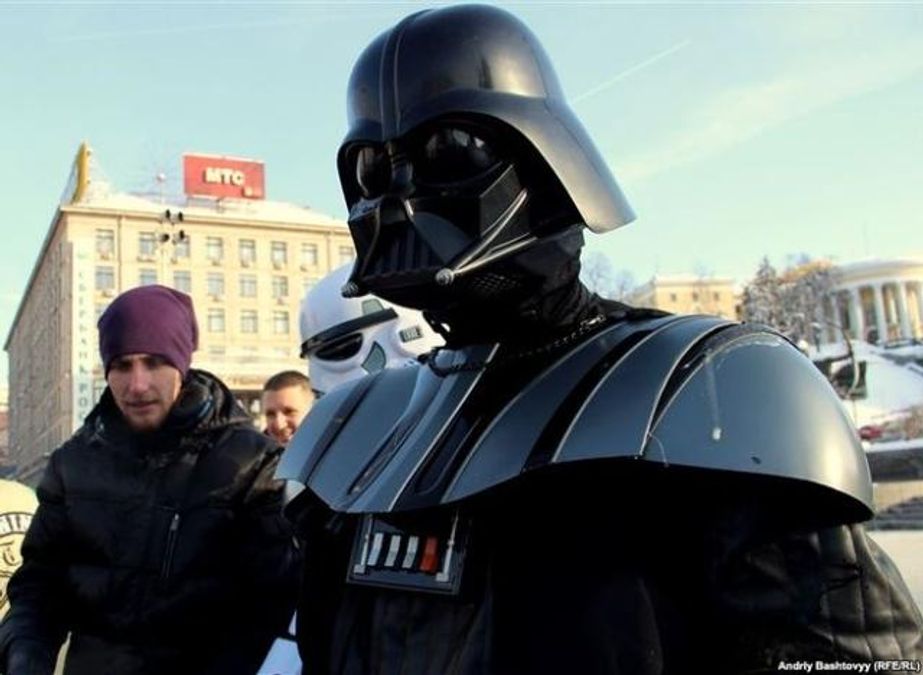 Кінця світу 21 грудня не буде, – Дарт Вейдер (Фото) Кінця світу 21 грудня не буде, – Дарт Вейдер (Фото)