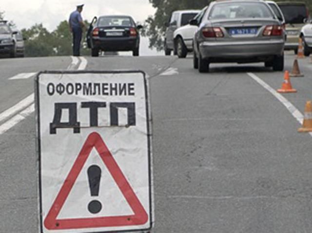 Авария на Харьковщине: пострадали шесть человек Авария на Харьковщине: пострадали шесть человек