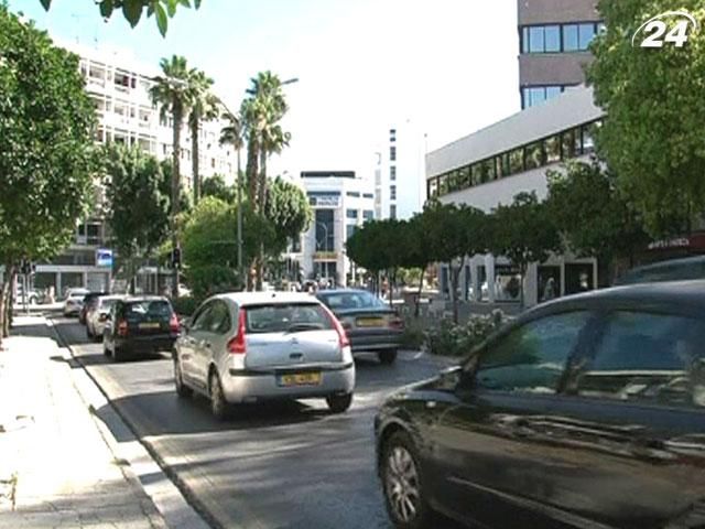 Standard & Poor's понизило рейтинг Кипра Standard & Poor's понизило рейтинг Кипра