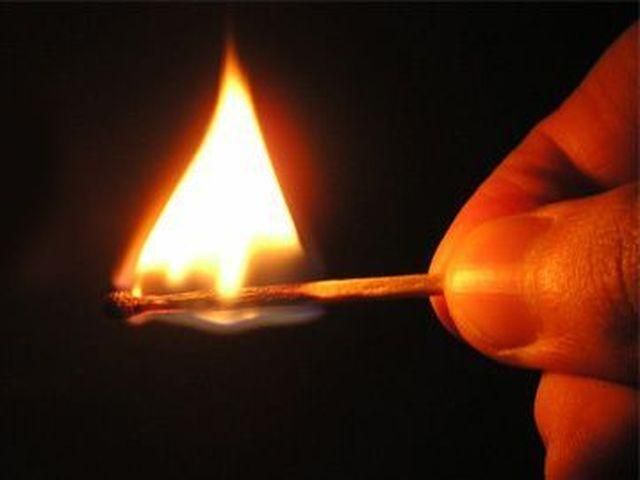 На Луганщині чоловік в очікуванні "кінця світу" покінчив із життям На Луганщині чоловік в очікуванні "кінця світу" покінчив із життям