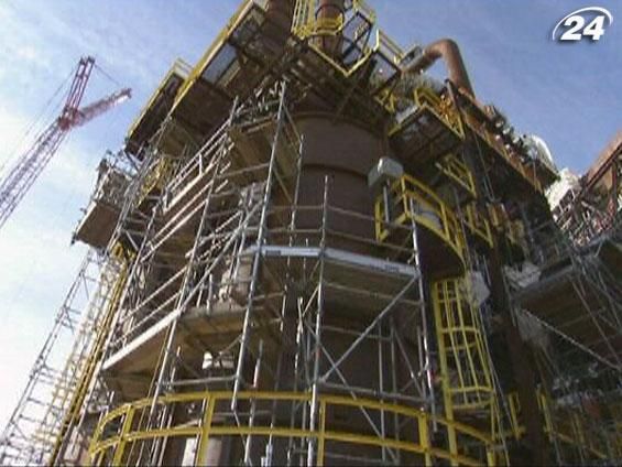 Нефтяная шахта в Канаде - крупнейшая буровая вышка мира за $10 млрд Нефтяная шахта в Канаде - крупнейшая буровая вышка мира за $10 млрд