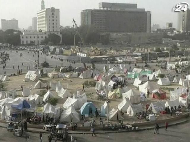 Єгиптяни сьогодні визначають долю нової конституції Єгиптяни сьогодні визначають долю нової конституції