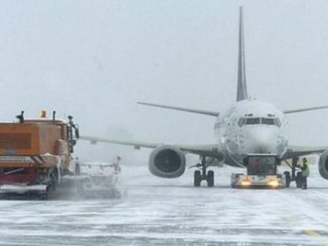 Восстановилась авиасвязь с Крымом Восстановилась авиасвязь с Крымом