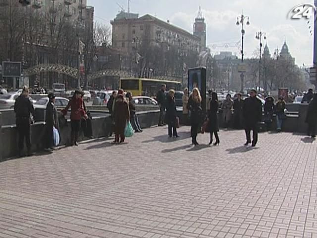 Fitch: Україна у 2013 р. потребуватиме зовнішнього фінансування Fitch: Україна у 2013 р. потребуватиме зовнішнього фінансування