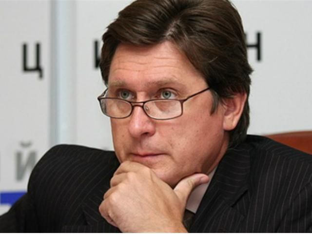 Политолог: Табачника оставили, чтобы не раздражать Россию Политолог: Табачника оставили, чтобы не раздражать Россию