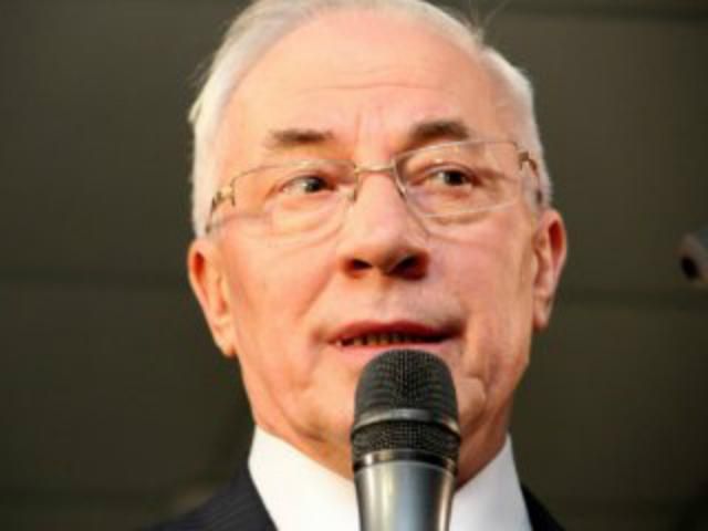 На першому засіданні нового Кабміну Азаров побажав міністрам натхнення На першому засіданні нового Кабміну Азаров побажав міністрам натхнення