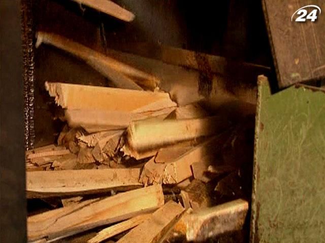 Как производят древесный уголь (ВИДЕО)