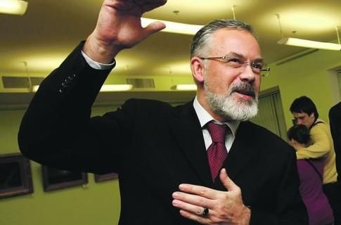 Нардеп Матіос припустила, що перепризначення Табачника спровокує торнадо Нардеп Матіос припустила, що перепризначення Табачника спровокує торнадо