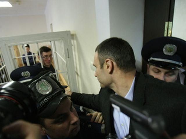 Кличко побував у Луценка і чекає на новий анекдот Кличко побував у Луценка і чекає на новий анекдот