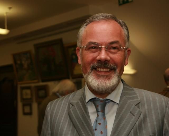 Табачник обвинил противников своего переназначения в тоталитаризме Табачник обвинил противников своего переназначения в тоталитаризме