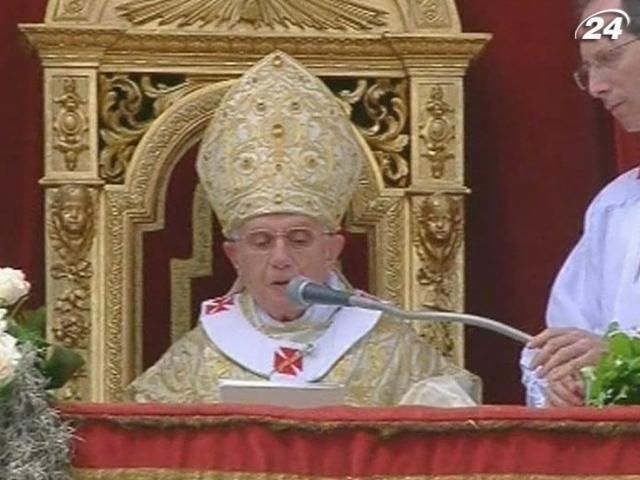 Папа Римський привітав католицький світ із Різдвом