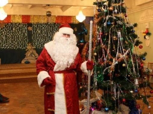 Віце-мер Смоленська звільнився, бо не захотів танцювати на святі Віце-мер Смоленська звільнився, бо не захотів танцювати на святі