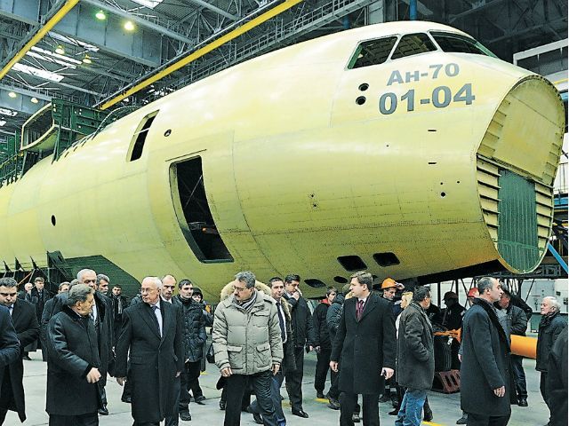 Росія купила 20 українських літаків Ан-70 Росія купила 20 українських літаків Ан-70