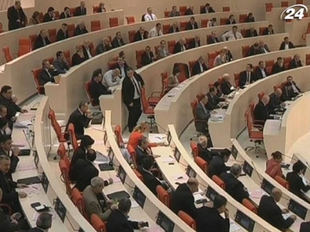 Депутати Грузії вперше в історії подолали вето президента