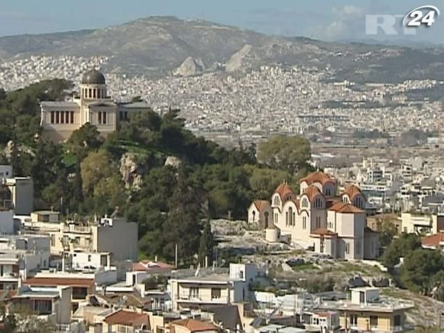 Грецька церква може роздати свої землі безробітним