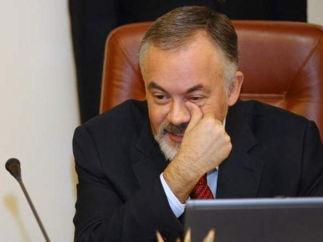 Табачник хоче, аби освітяни зустріли Новий рік з оптимізмом Табачник хоче, аби освітяни зустріли Новий рік з оптимізмом