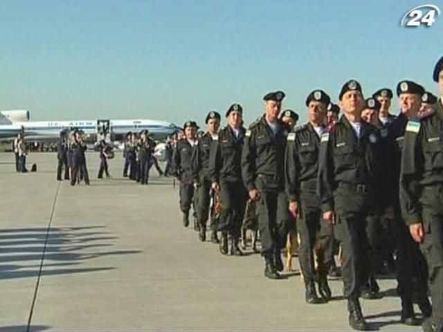 Янукович пропонує перевести українських миротворців до Кот-д'Івуару Янукович пропонує перевести українських миротворців до Кот-д'Івуару