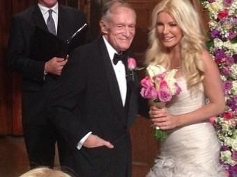 Х'ю Хефнер одружився з моделлю, яка втекла від нього 2011 року Х'ю Хефнер одружився з моделлю, яка втекла від нього 2011 року