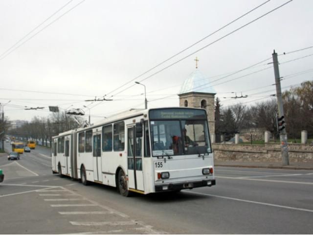 Львів до 2014 закупить 30 уживаних тролейбусів на 10,5 млн гривень Львів до 2014 закупить 30 уживаних тролейбусів на 10,5 млн гривень