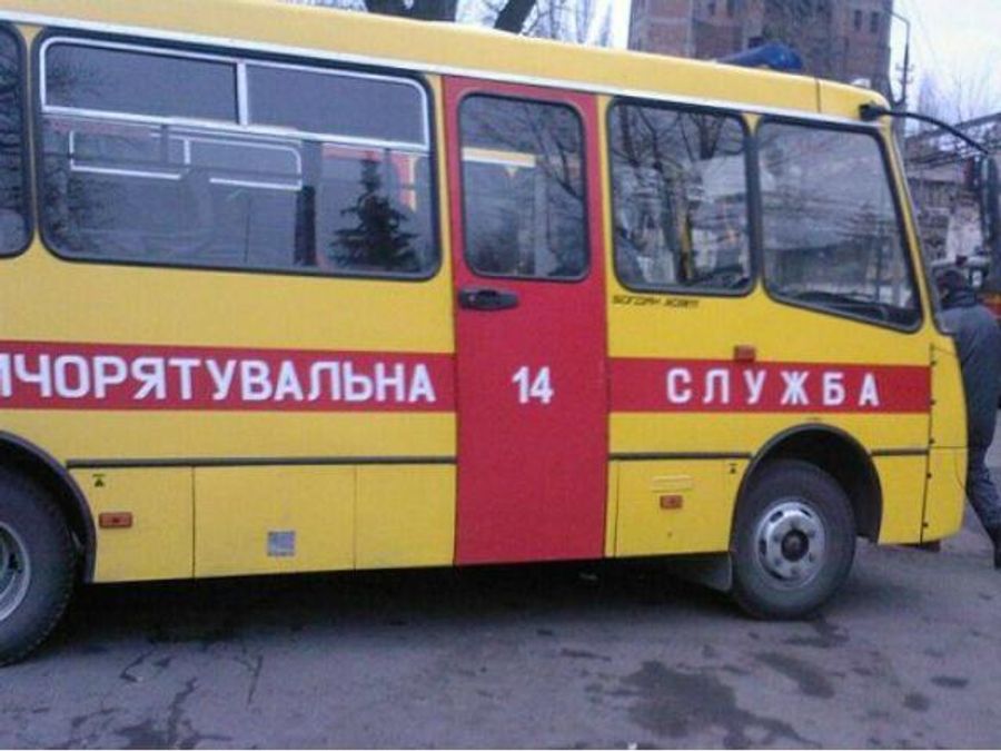 На Донеччині один гірник загинув, двох досі шукають На Донеччині один гірник загинув, двох досі шукають