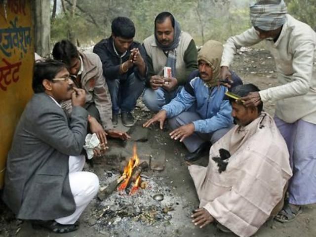 В Индии от аномального холода погибли более 100 человек