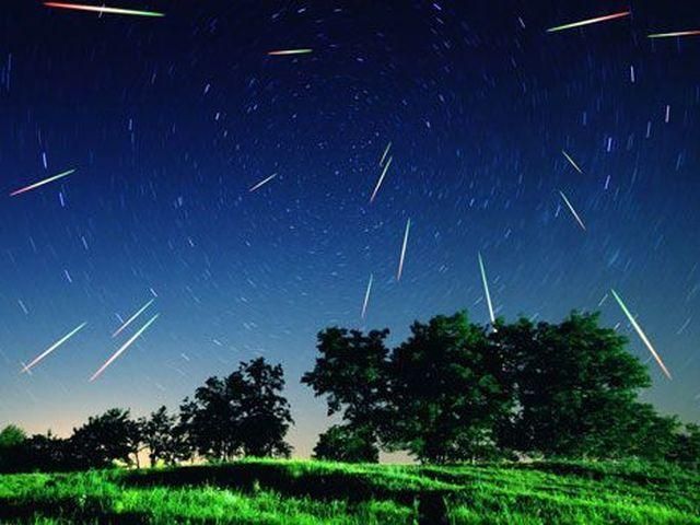Ночью можно будет увидеть "звездный дождь" Ночью можно будет увидеть "звездный дождь"