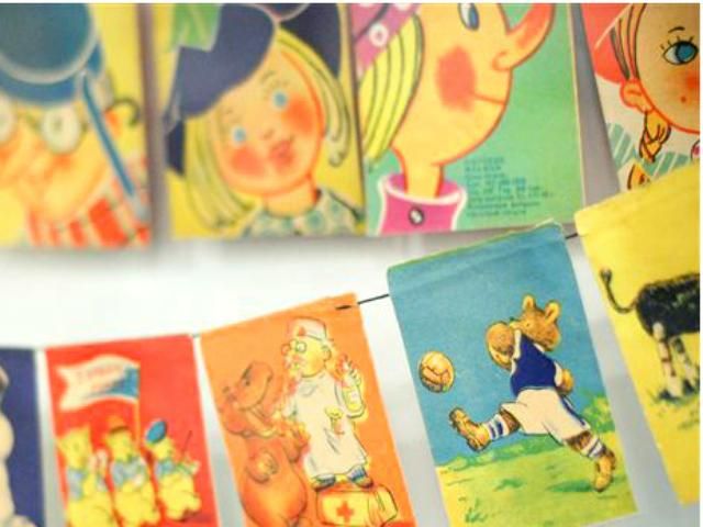 В Киеве показали новогодние ретро-украшения (Фото) В Киеве показали новогодние ретро-украшения (Фото)