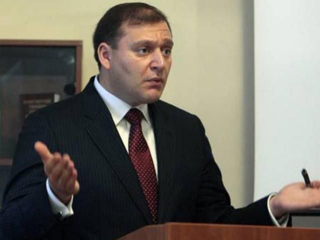 Добкін назвав свободівців довбодятлами через критику Депардьє Добкін назвав свободівців довбодятлами через критику Депардьє