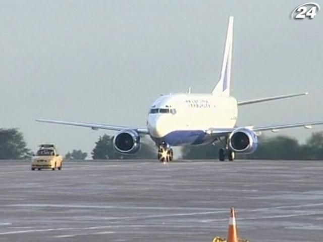 Аеропорт "Бориспіль" відновив обслуговування рейсів "Аеросвіту"