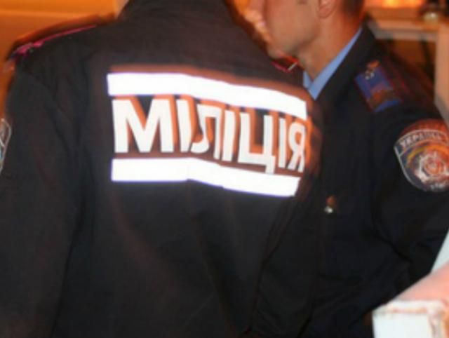 В Тернополе провели обыск в квартирах тризубовцев В Тернополе провели обыск в квартирах тризубовцев