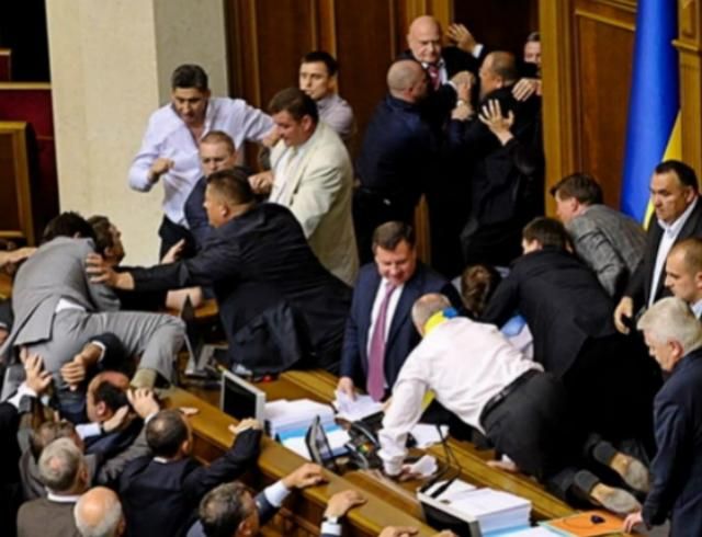 Експерт: Принцип роботи нової Ради зміниться кількісно, але не зміниться якісно Експерт: Принцип роботи нової Ради зміниться кількісно, але не зміниться якісно