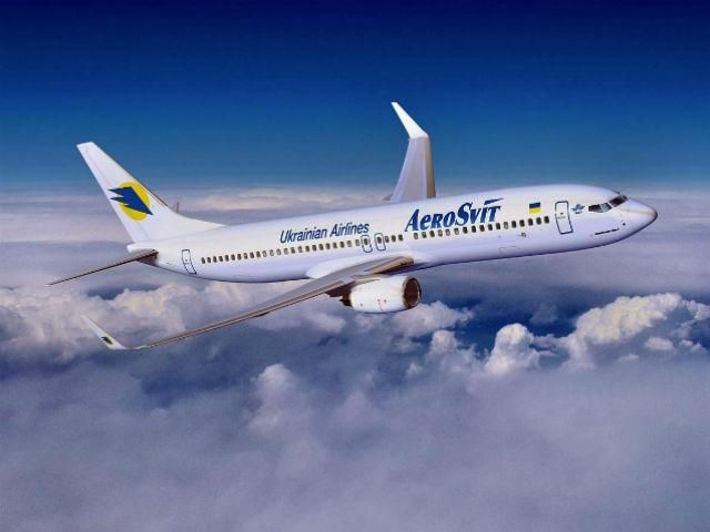 У Варшаві затримали літак "АероСвіту": люди добиралися потягами У Варшаві затримали літак "АероСвіту": люди добиралися потягами