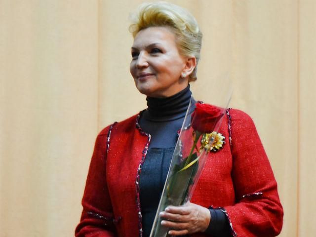 Янукович привітав Богатирьову з ювілеєм Янукович привітав Богатирьову з ювілеєм