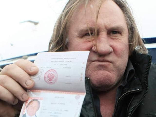 Депардье: Те, кто критикуют Путина, живут в прошлом Депардье: Те, кто критикуют Путина, живут в прошлом