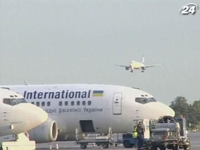 "АэроСвит" отменил 17 сегодняшних рейсов "АэроСвит" отменил 17 сегодняшних рейсов