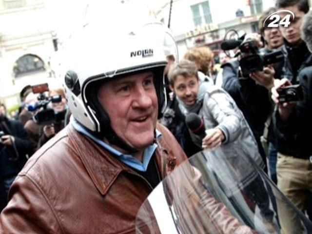 Депардье не пришел на заседание суда в Париже