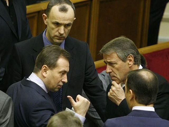 Нардепы рассказали, на что им чаще всего жаловались украинцы Нардепы рассказали, на что им чаще всего жаловались украинцы