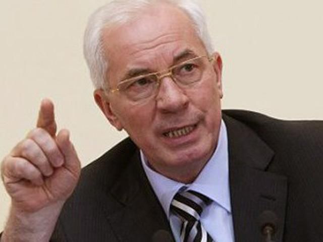 Азаров хочет вмешиваться в дела "Аэросвита" Азаров хочет вмешиваться в дела "Аэросвита"