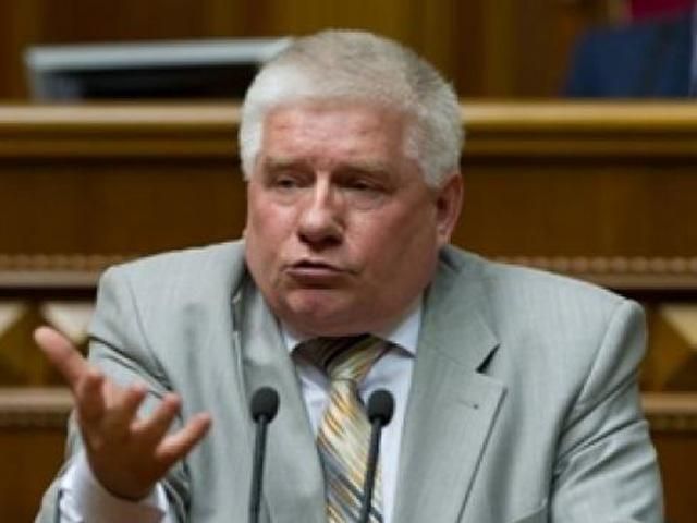 Чечетов впевнений, що у 2013 Україна увійшла політично і економічно стабільна Чечетов впевнений, що у 2013 Україна увійшла політично і економічно стабільна