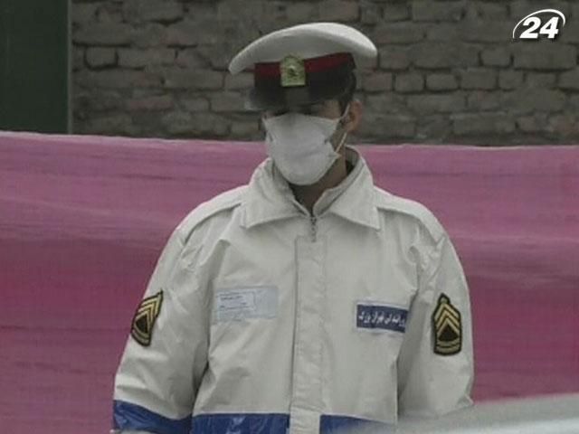 Жителі Тегерана задихаються через смог Жителі Тегерана задихаються через смог