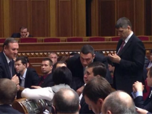 Кличко розбирався з Калетніком за образу вагітної Геращенко Кличко розбирався з Калетніком за образу вагітної Геращенко