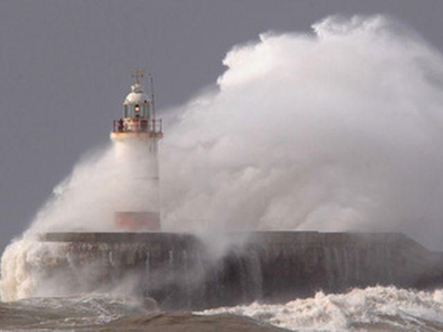 В Крыму будут "штормовые" выходные В Крыму будут "штормовые" выходные