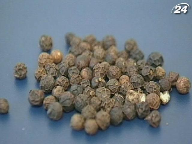 Млинки для перцю – не тільки кухонне приладдя, а й стильні прикраси кухні Млинки для перцю – не тільки кухонне приладдя, а й стильні прикраси кухні