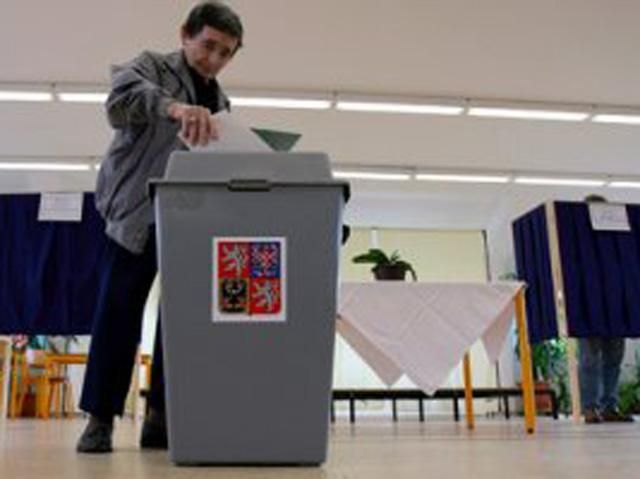 У Чехії стати президентом найбільше шансів має екс-прем'єр