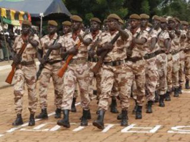 В Мали ликвидировали сотню исламистских повстанцев В Мали ликвидировали сотню исламистских повстанцев